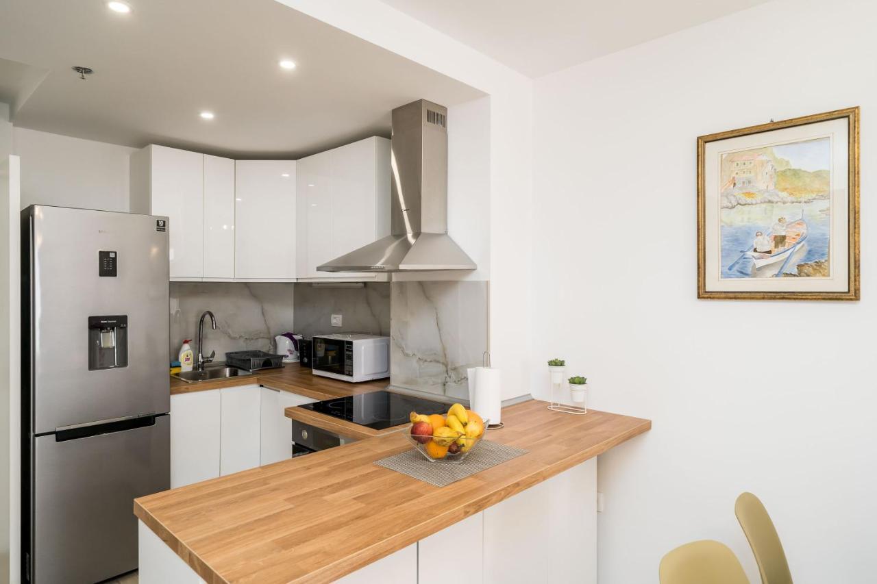 Apartment Nava - New And Spacious Gem - Free Parking دوبروفينك المظهر الخارجي الصورة