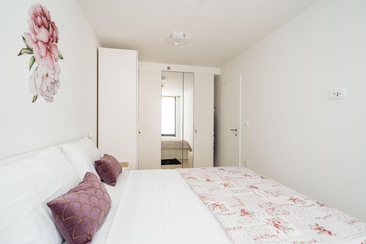 Apartment Nava - New And Spacious Gem - Free Parking دوبروفينك المظهر الخارجي الصورة